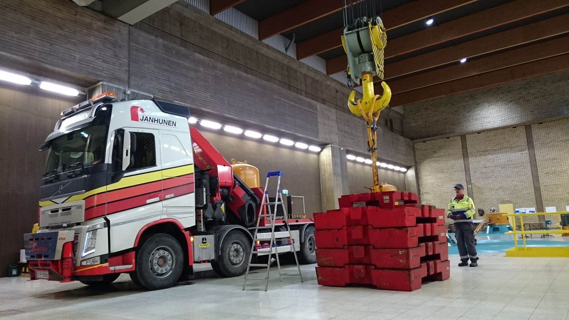 Kuljetusliike Matti Janhunen Oy