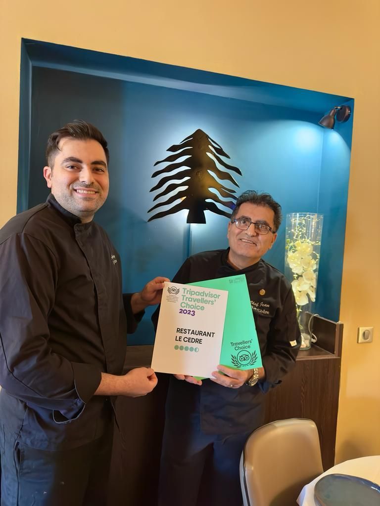 Jean Haidar et son fils avec leur prix