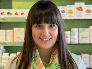 Rebekka Keller - Apotheke Drogerie Parfumerie Leue