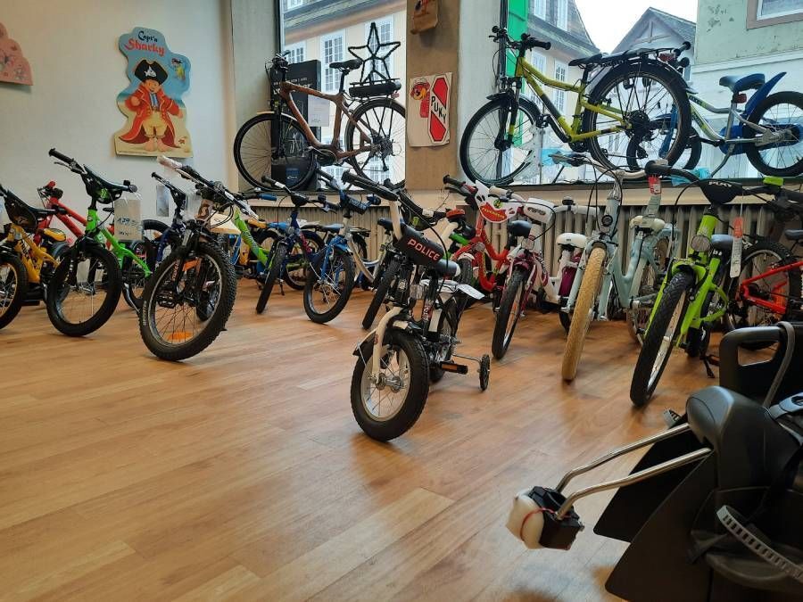 Fahrradgeschäft Fahrräder innen