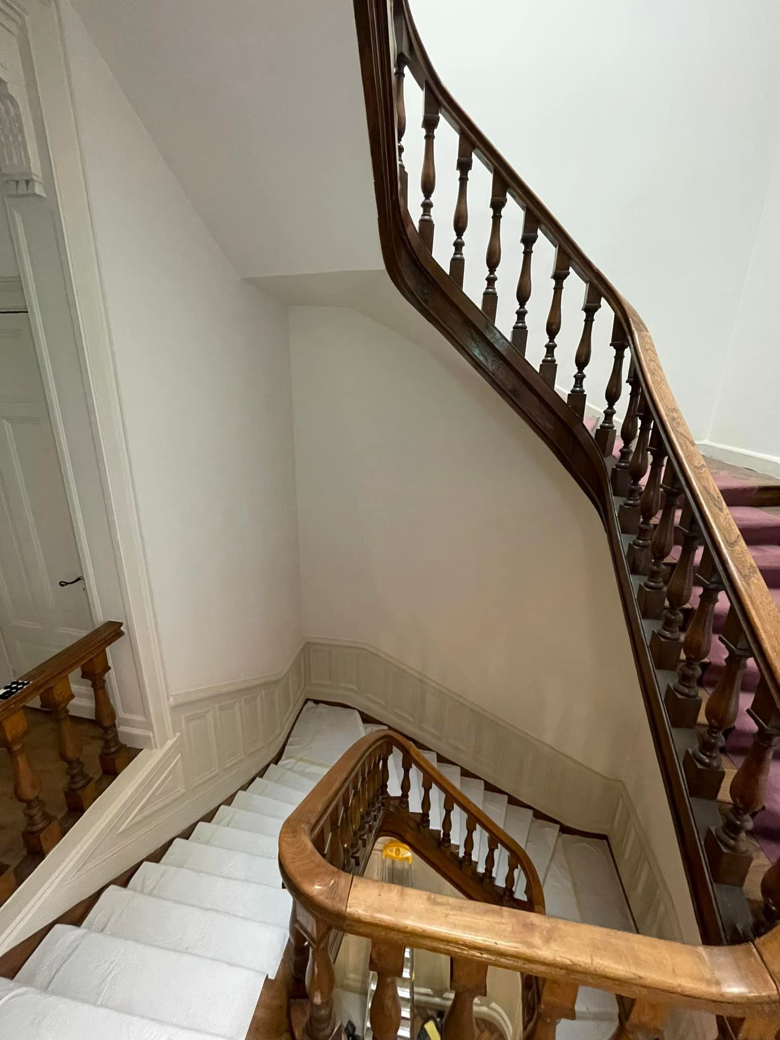 Cage d'escalier rénovée