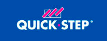 El logotipo de Quick Step está sobre un fondo azul.