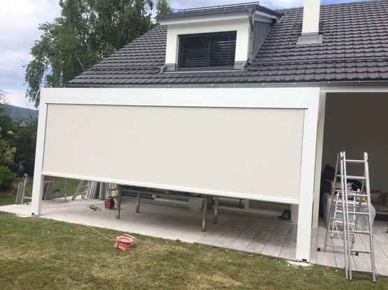 Store vertical et volets - Olivier Küng