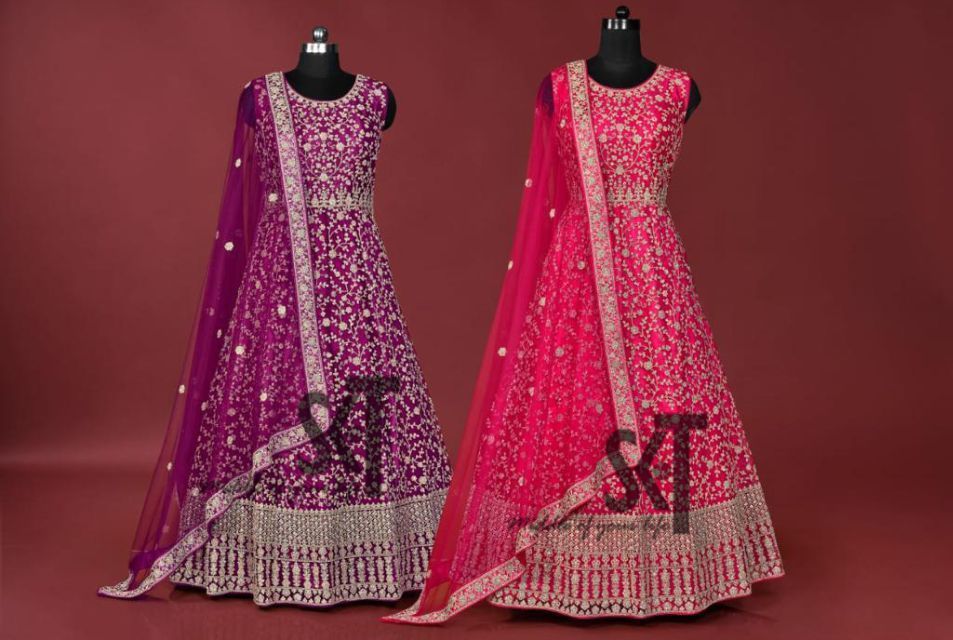 traditionelles indisches Kleid im SKT Nathan Shop