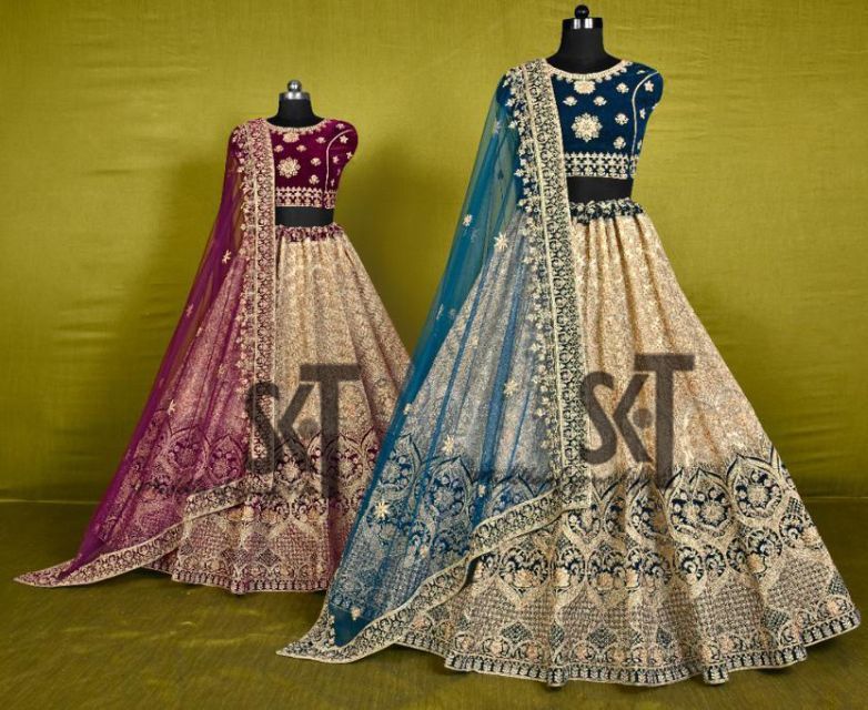 traditionelles indisches Kleid im SKT Nathan Shop