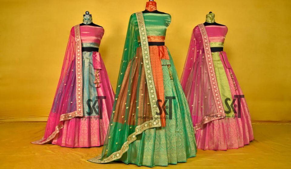 traditionelles indisches Kleid im SKT Nathan Shop