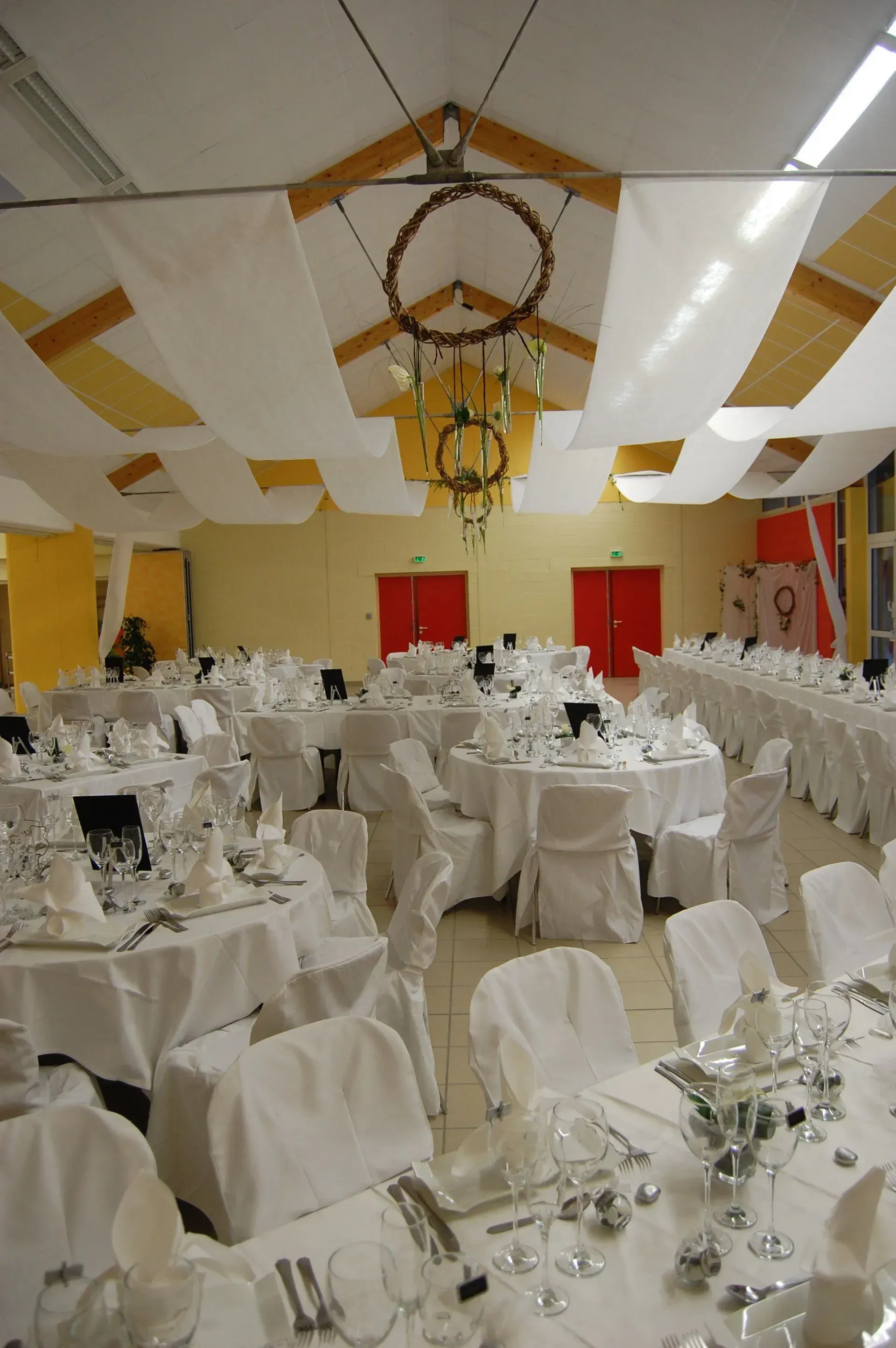 Location de service de table et mobilier