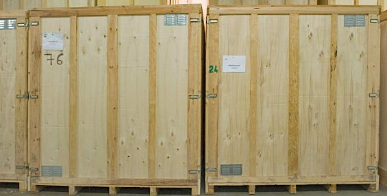 Photo de caisses de transport d'affaires