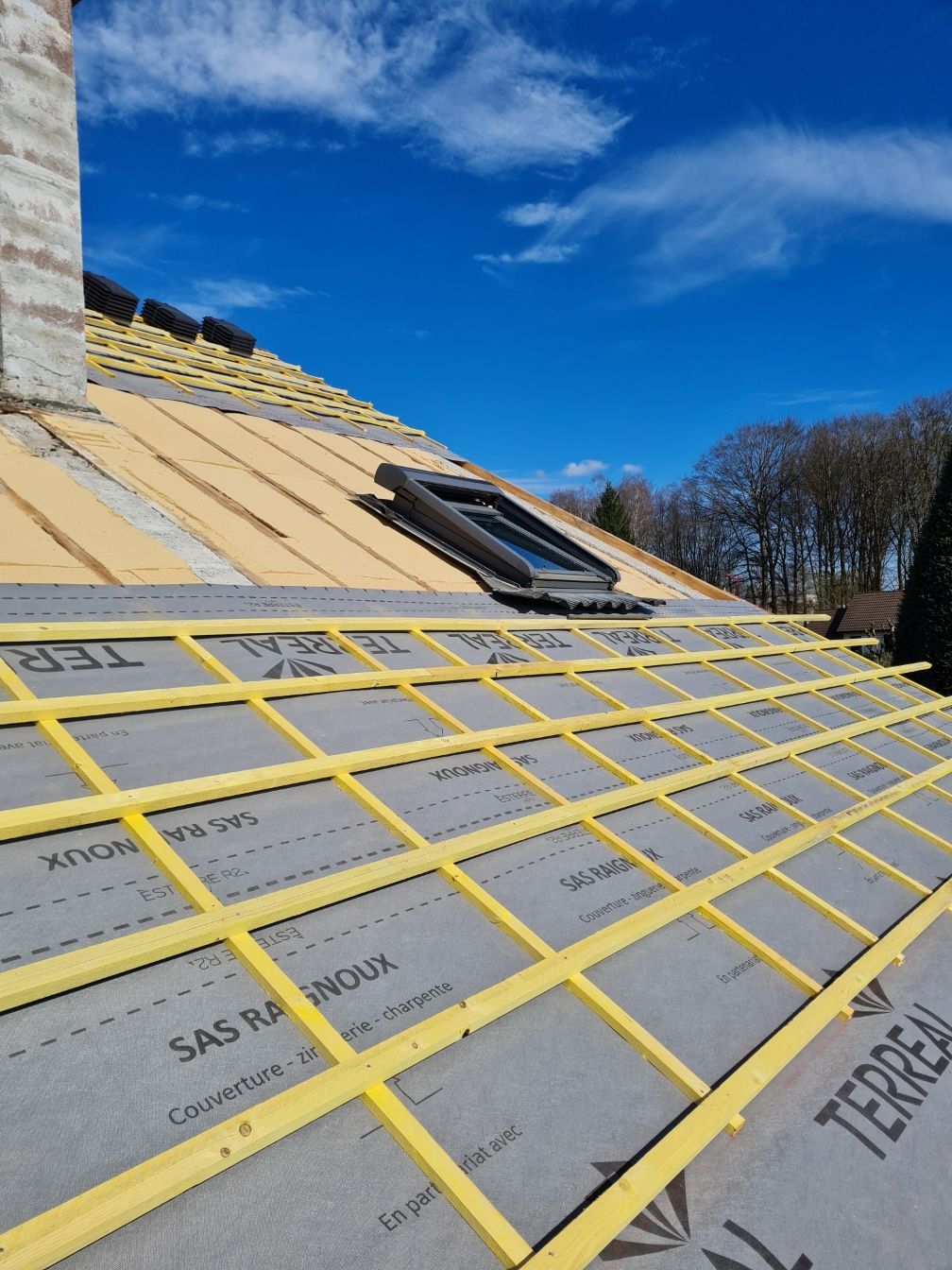 Isolation sous toiture et liteaux