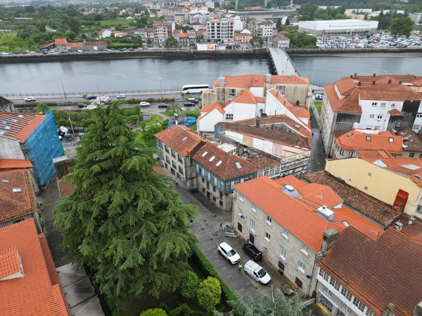 cruce entre rúa Barón y rúa Enfesta de San Telmo (Pontevedra)
