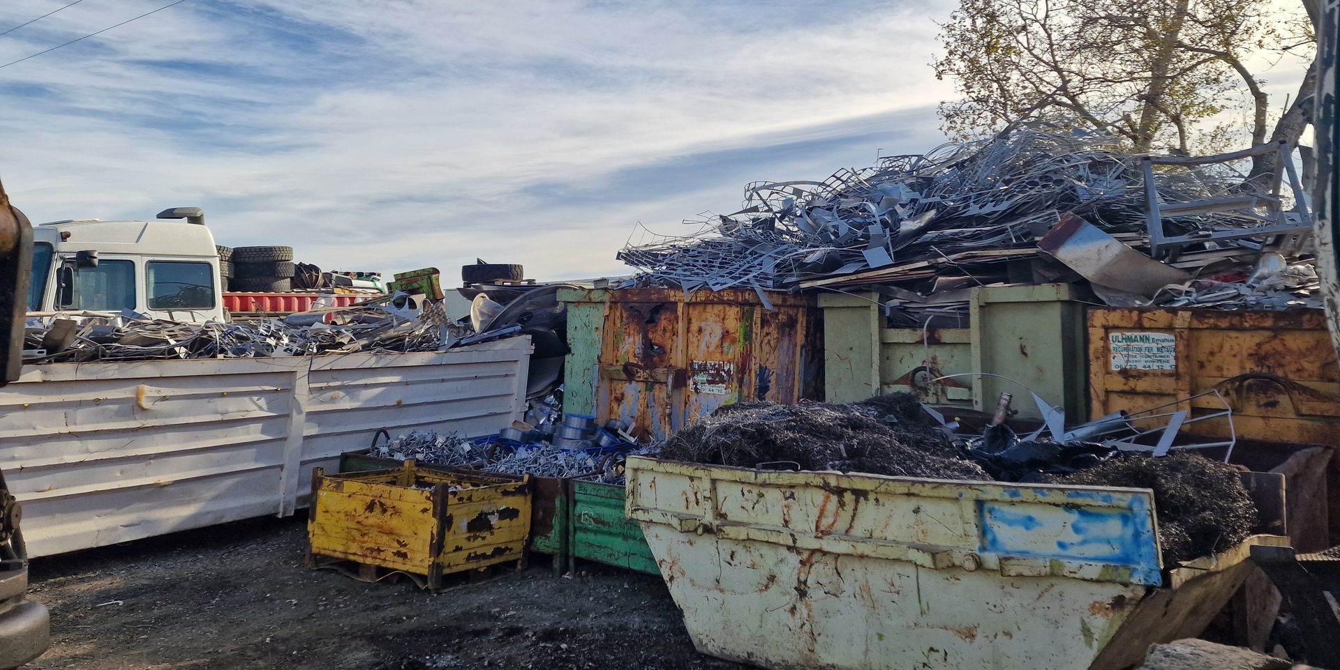 Stockage des déchets métalliques dans des bennes