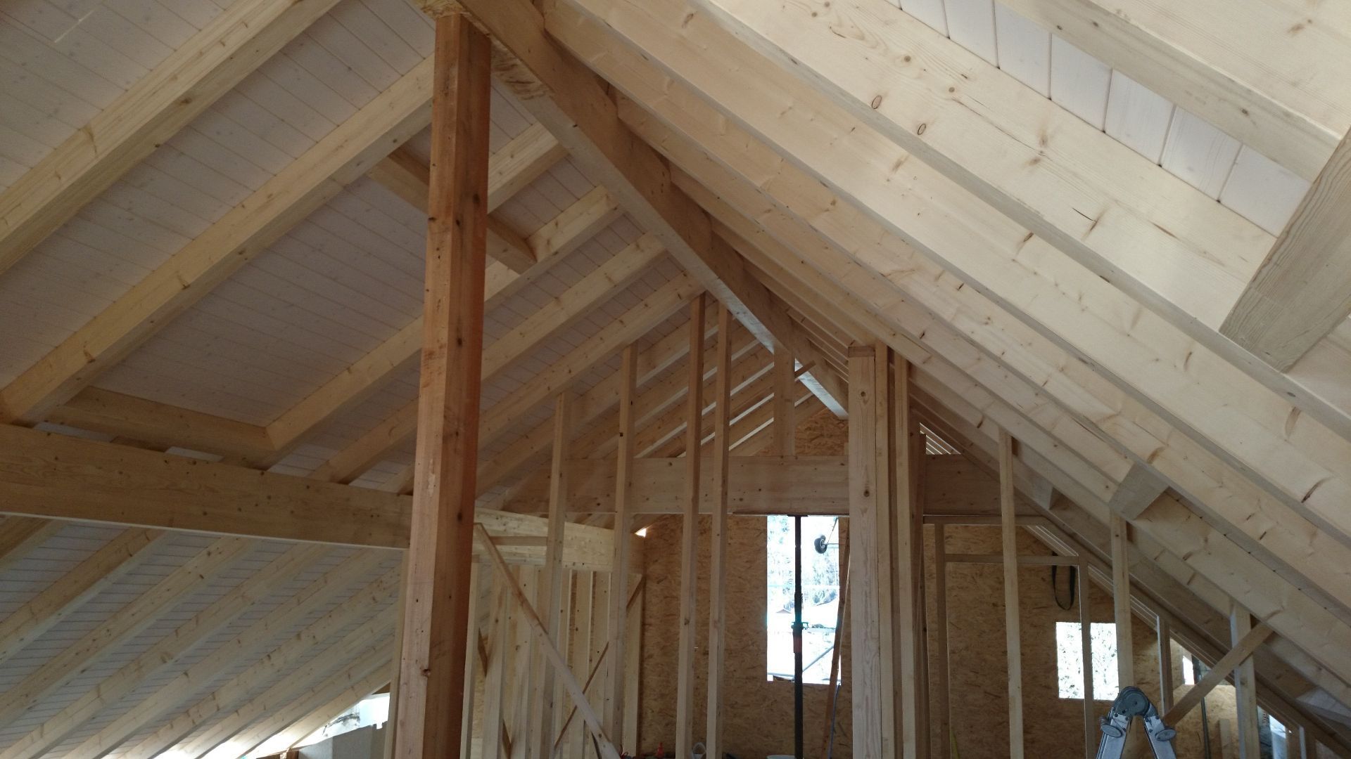 Holzbau Umbau Dach - B. Schneiter GmbH - Goldiwil (Thun)