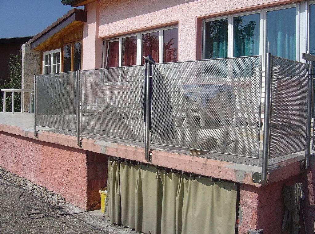 JM Serrurerie réalisations- Balustrade poteaux tubes inox et cadres e ninox rond 12mm
