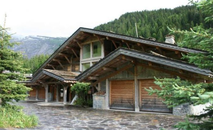 Traitement du bois pour la construction de chalet en Haute-Savoie