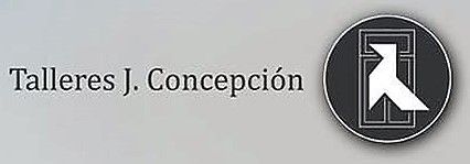 Un logotipo para talleres J. Concepción con un triángulo en un círculo.