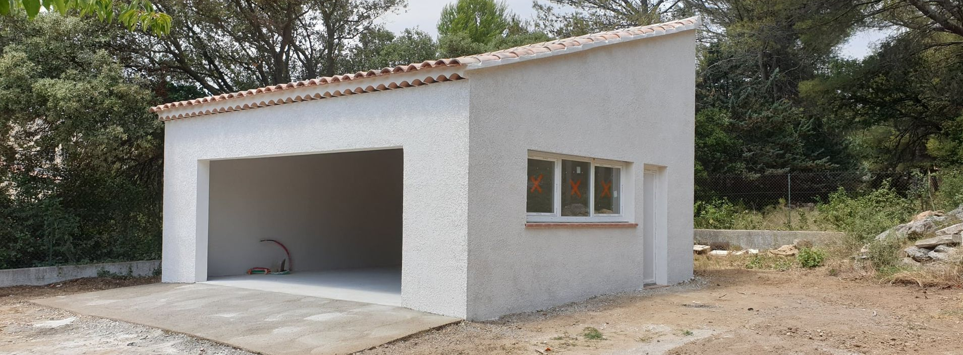 Garage indépendant avec dalle devant