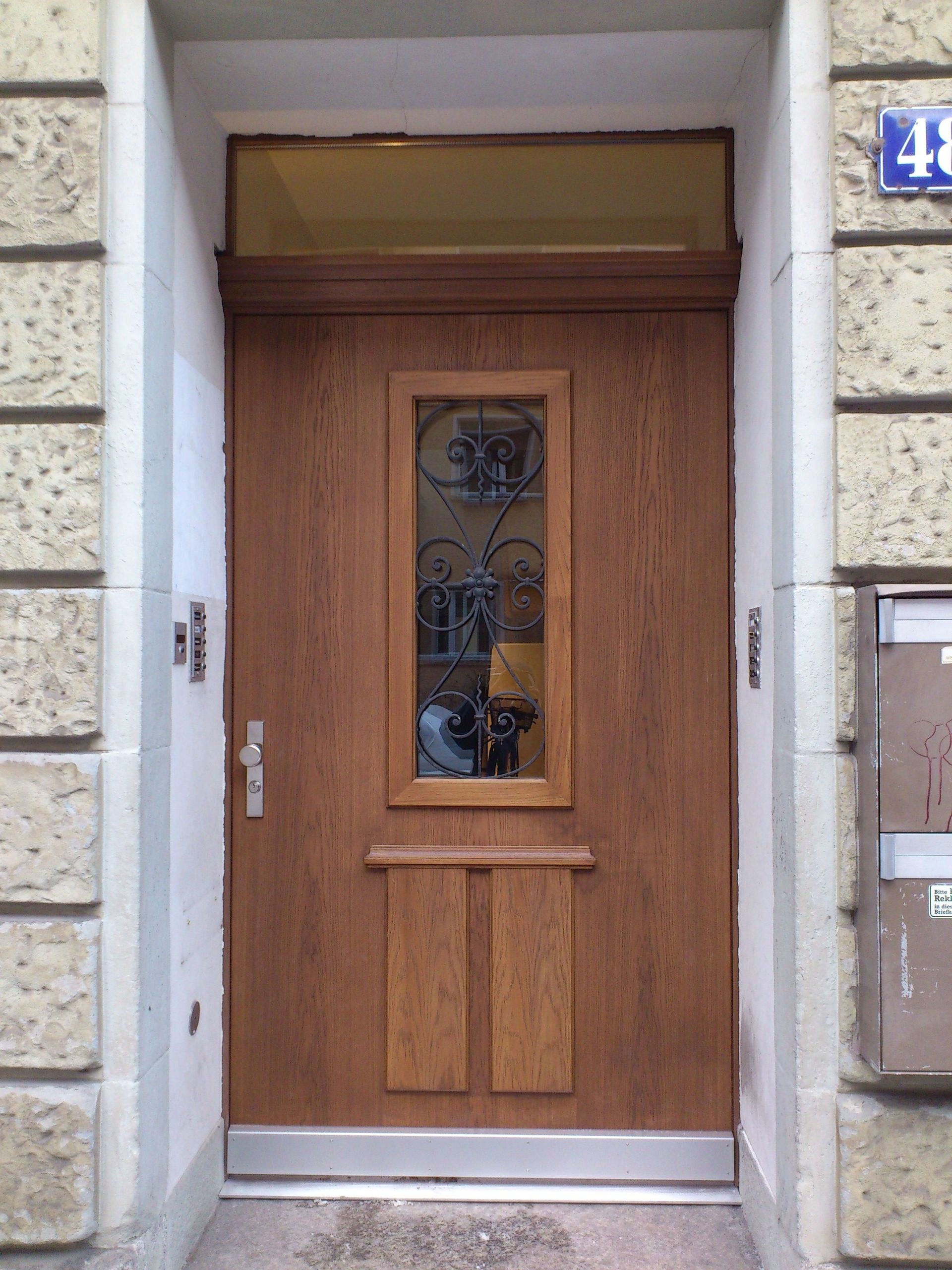 Dannecker Schreinerei AG - Haustüre