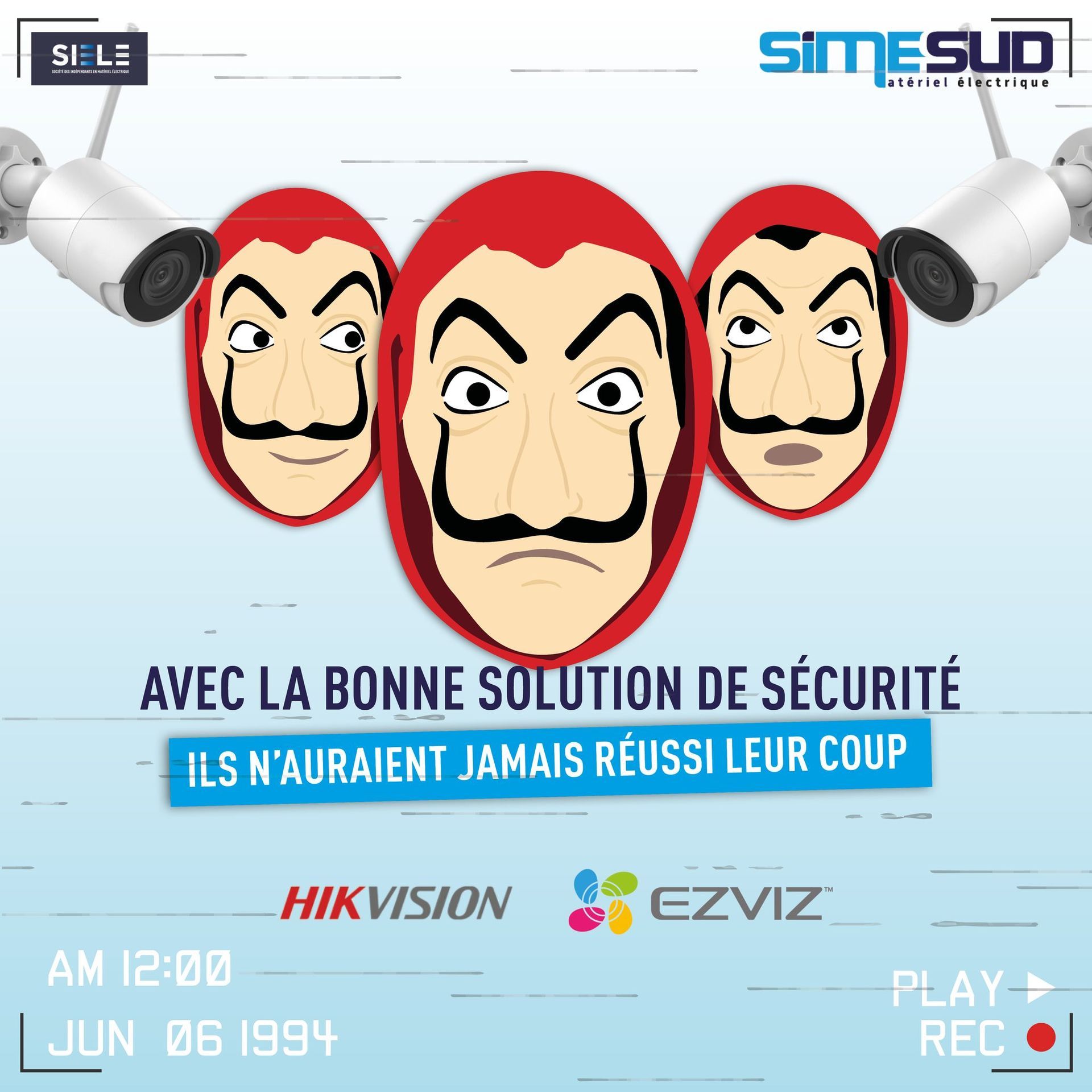 Trois personnages moustachus.