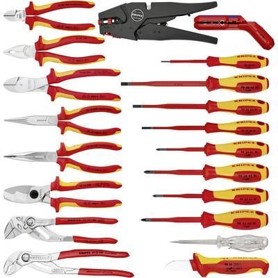 Des outils.