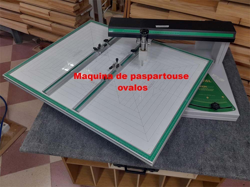 Una máquina que dice máquina de paspartoise ovalos