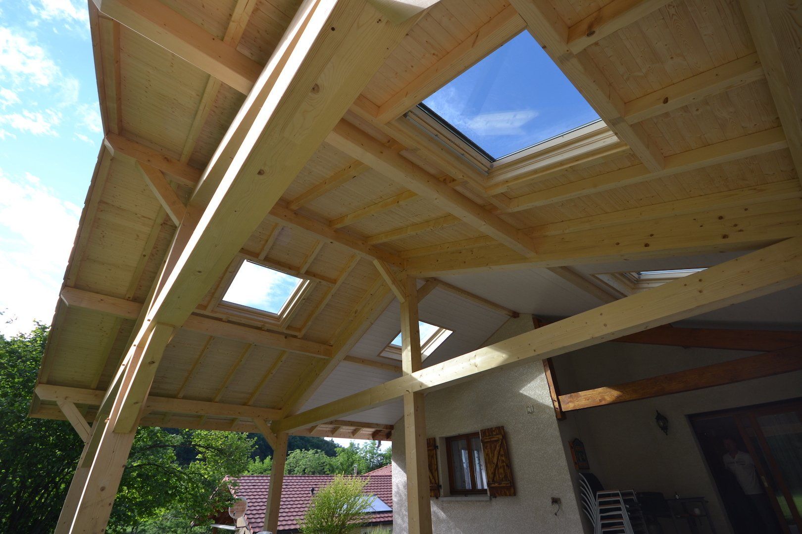 Abri de garage en bois