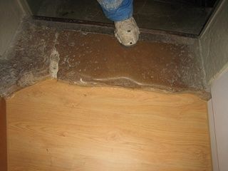 Laminat sauber anschneiden - Bobst Bodenbeläge