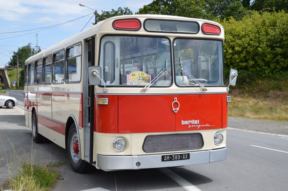 Bus rouge vintage