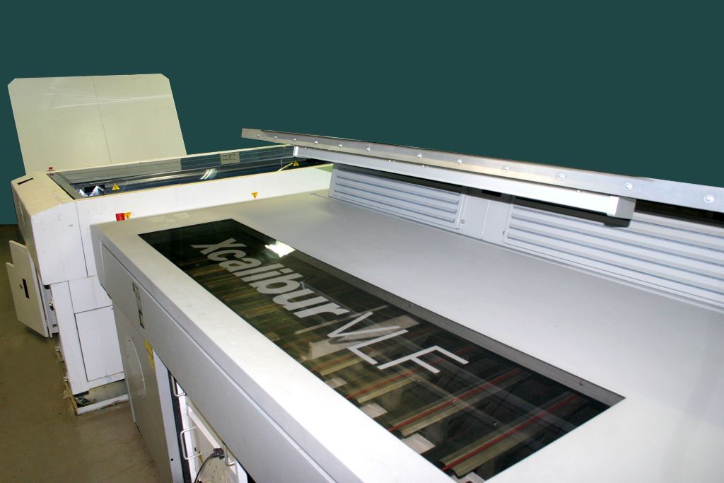 Una máquina que tiene la palabra exposición escrita en ella