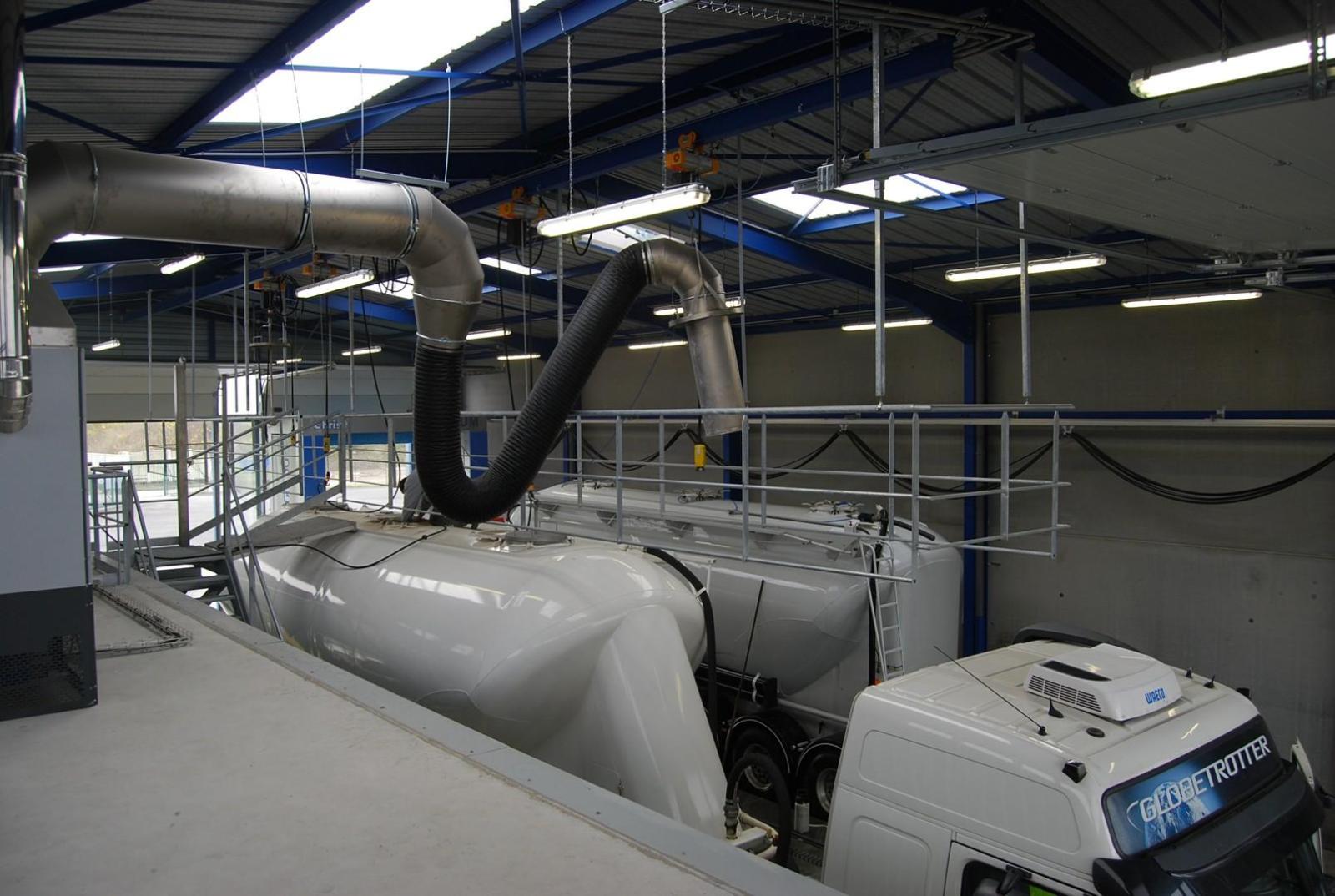 Lavage intérieures citernes minérales, alimentaires, industrielles