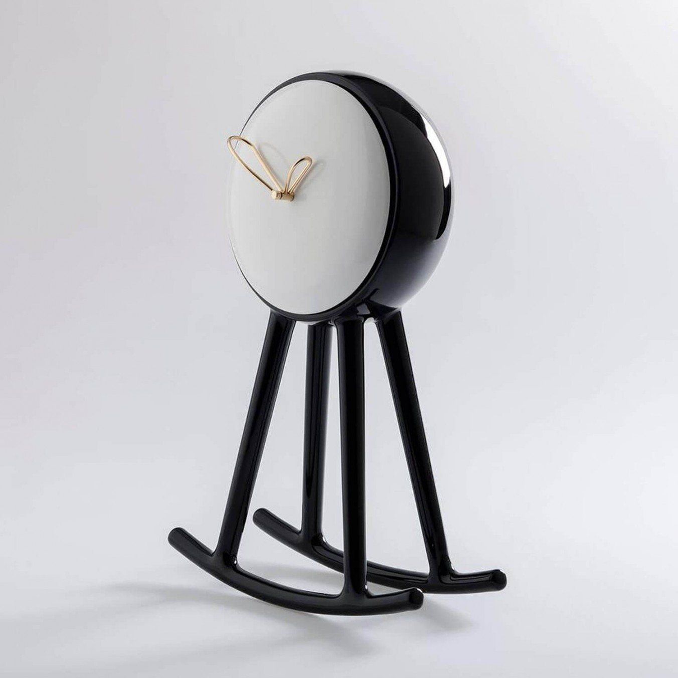 Horloge à poser design déco noire en céramique Bosa, boutique CAMPO à Laval