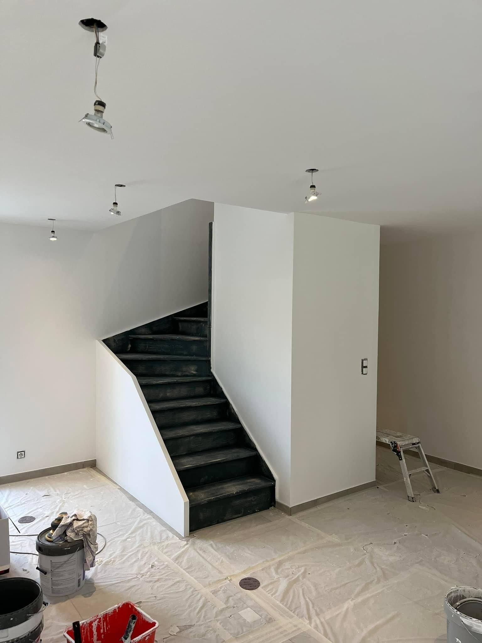 Escalier avant peinture
