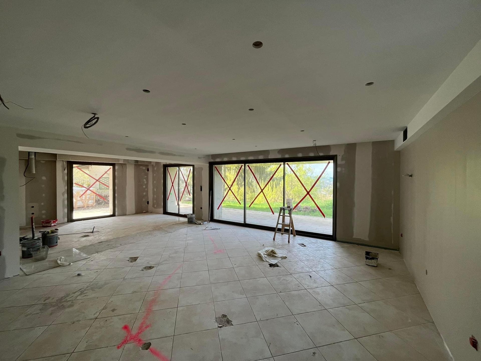 Scotch sur des baies vitrée