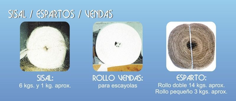 Tres rollos de sisal y rollo vendas sobre fondo azul