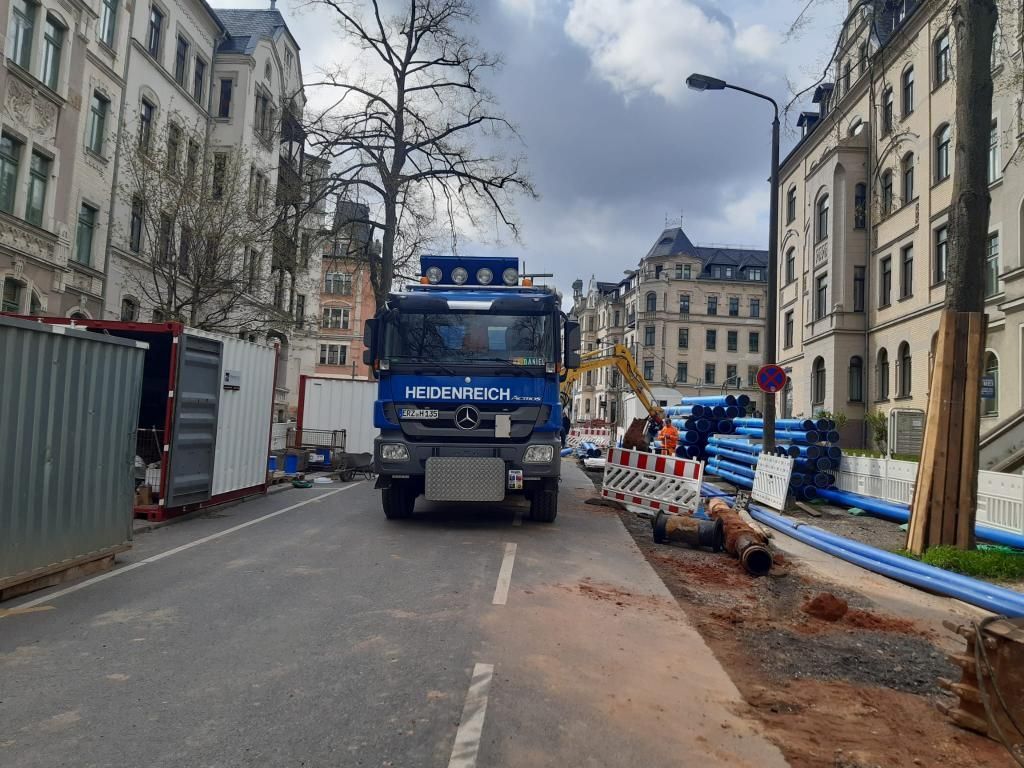 Fahrzeug für Tiefladertransporte von Reiko Heidenreich