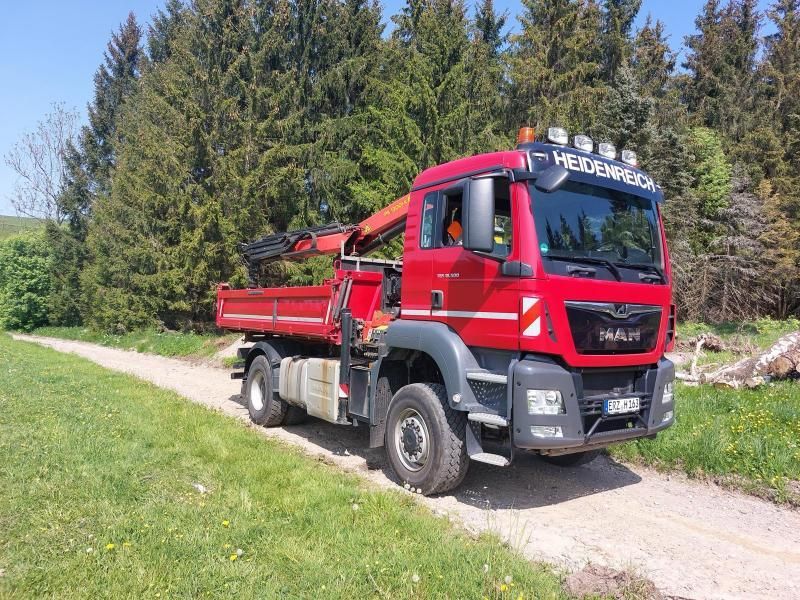 Fahrzeug für Tiefladertransporte von Reiko Heidenreich