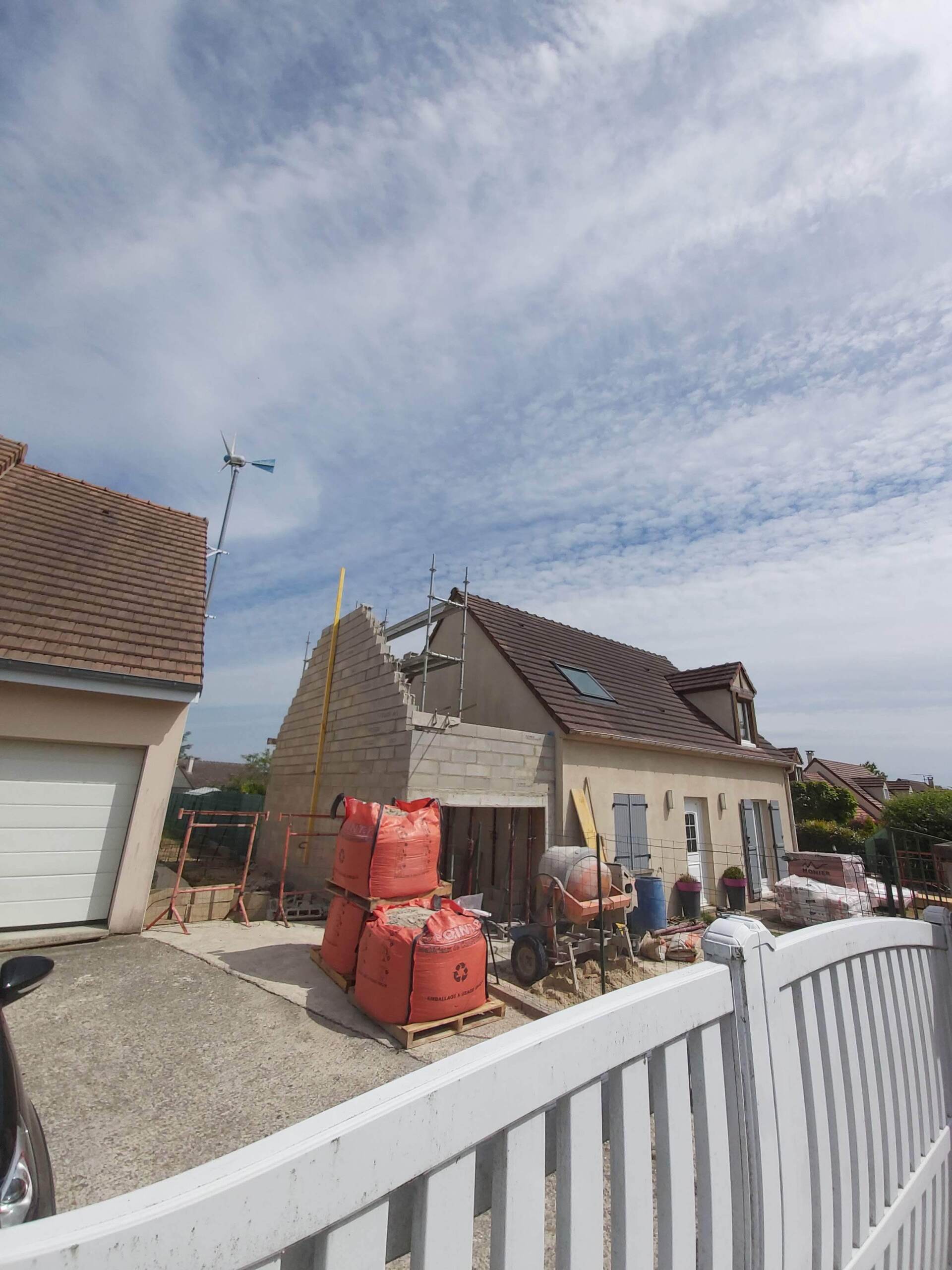Construction d'un garage attenant à une maison