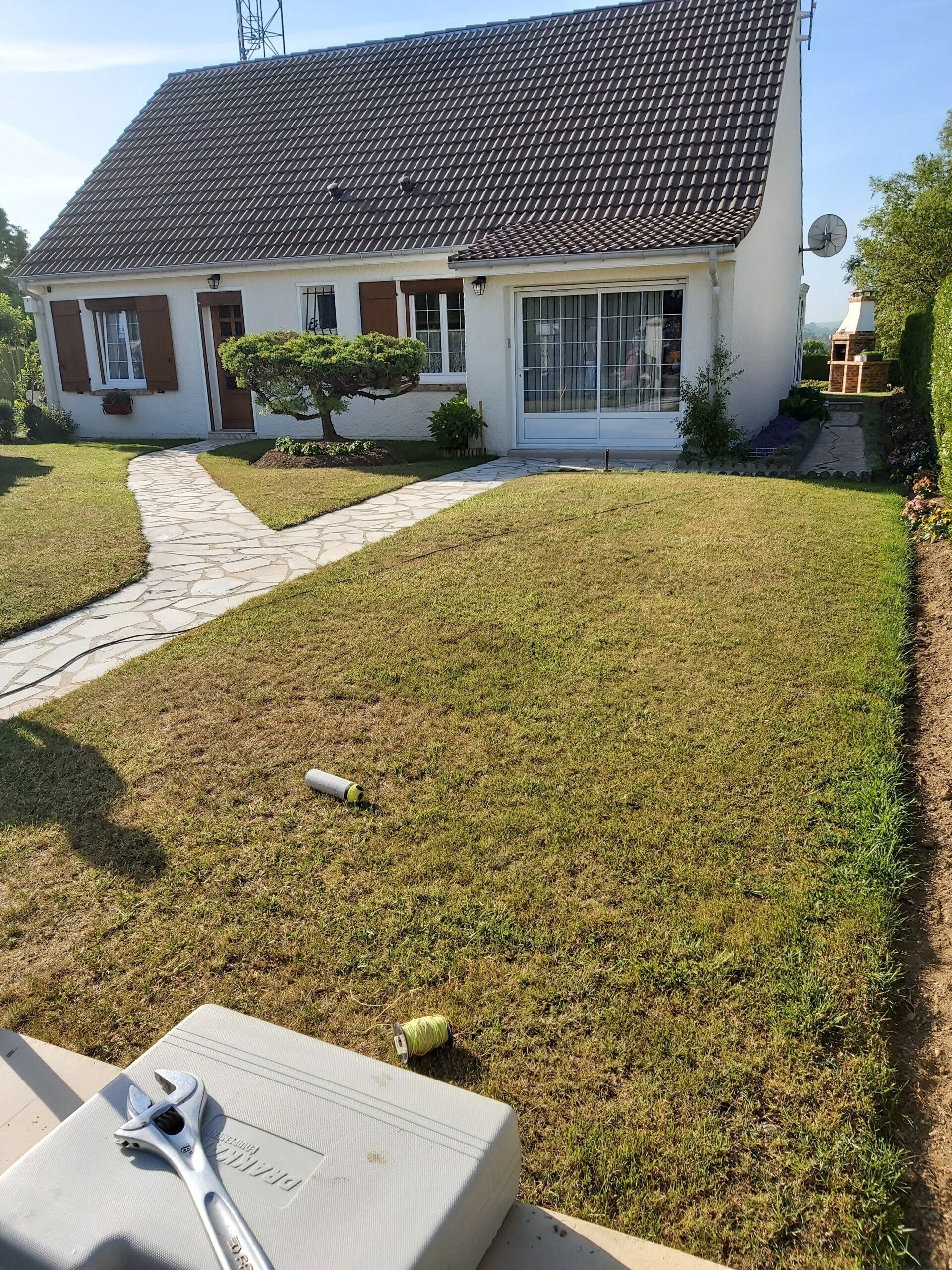 Pavillon avec jardin aménagé