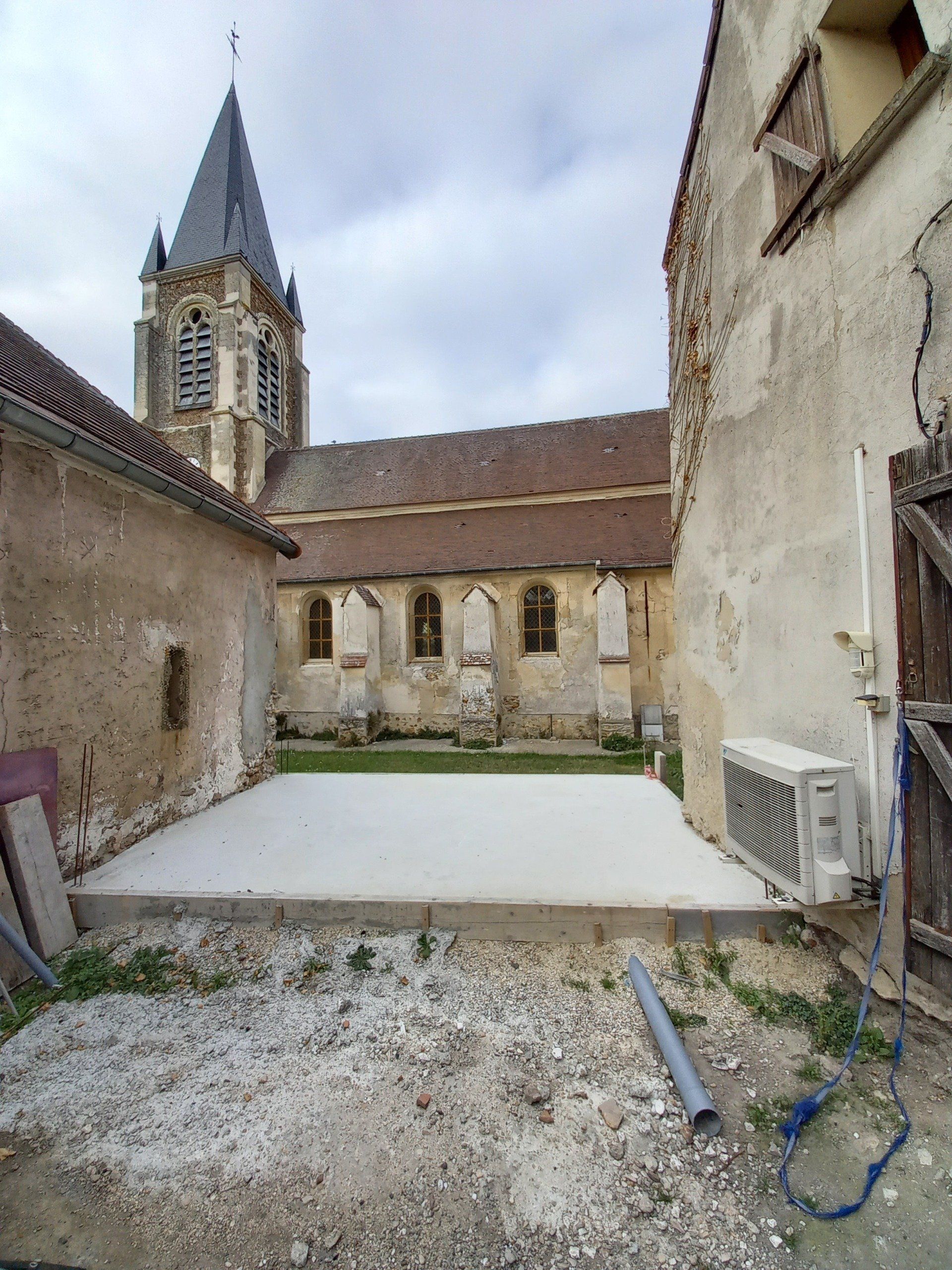 Pose de dalle entre deux bâtiments