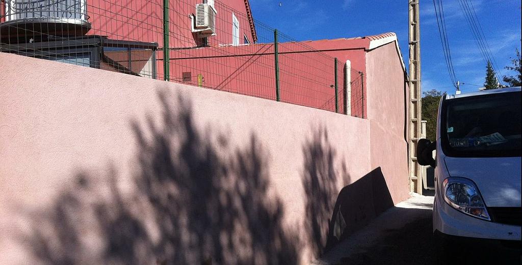 Rénovation façade crépi rose