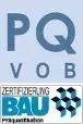 Blaues Logo mit den Buchstaben PQ auf hellem Hintergrund.