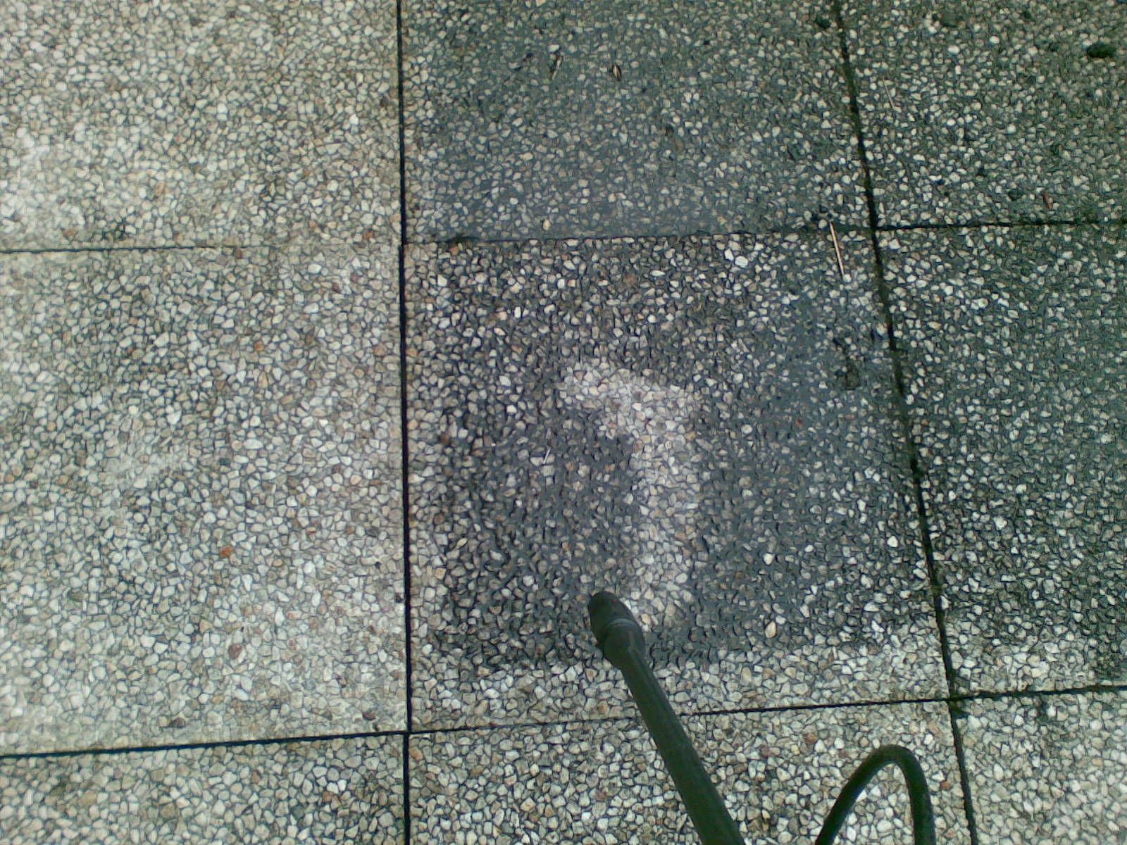 Nettoyage de dalle avec nettoyeur haute pression