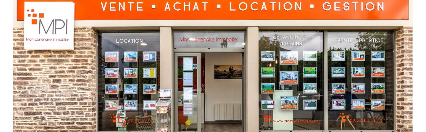 Devanture de l'agence immobilière MPI35.