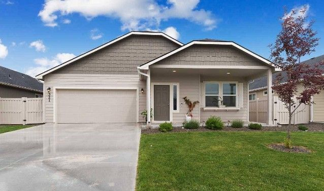 Single family long term rental home exterior front yard