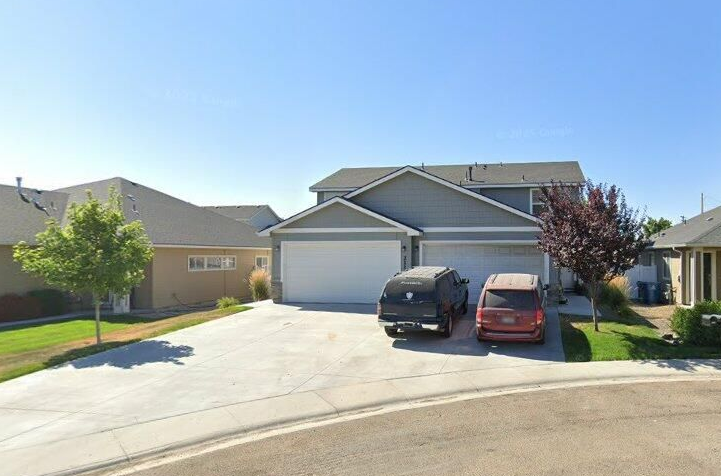 Long term rental home exterior street view