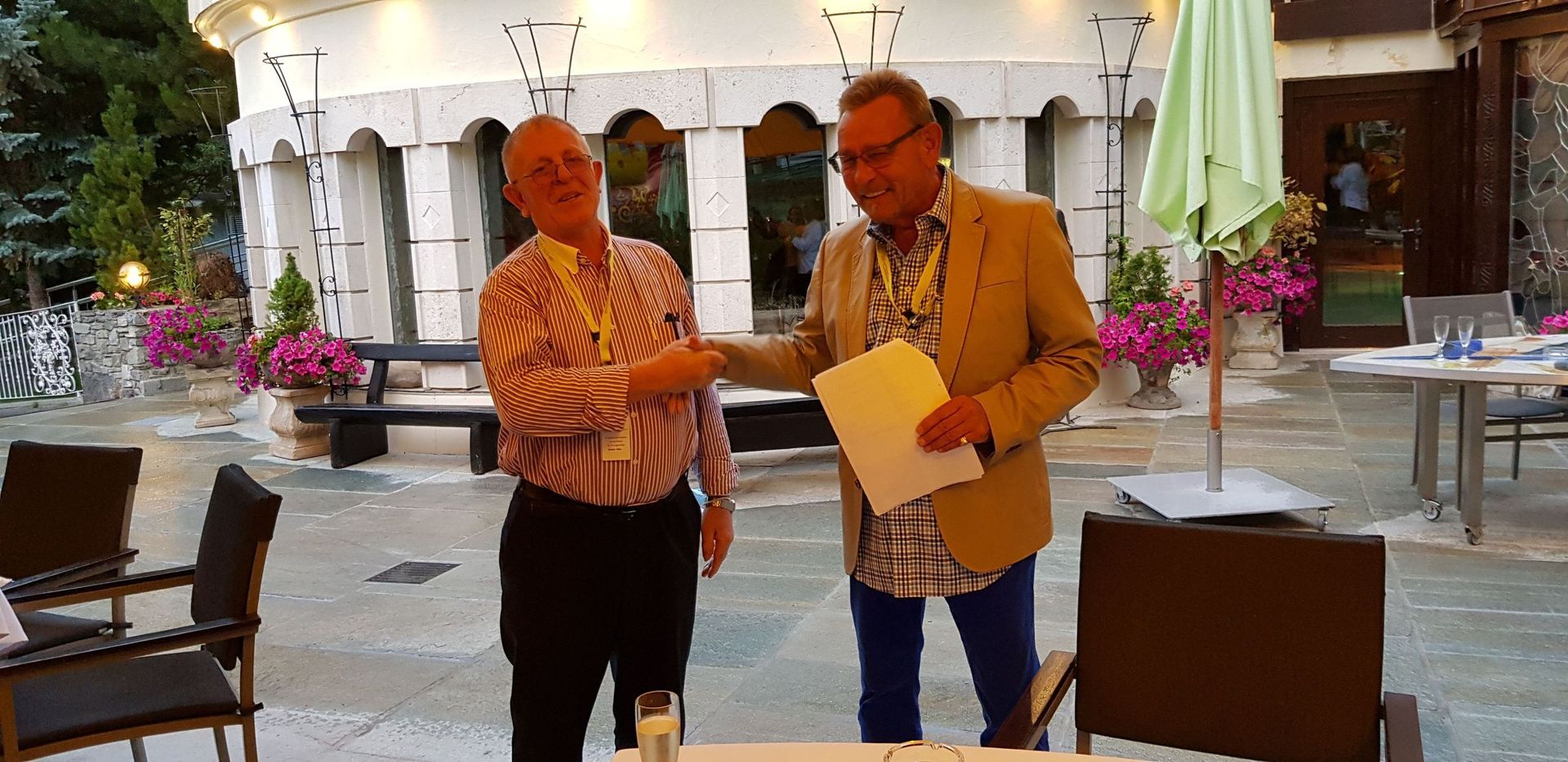 Unser ältester Mitarbeiter (25 Jahre in der Firma) Sadige Hidic