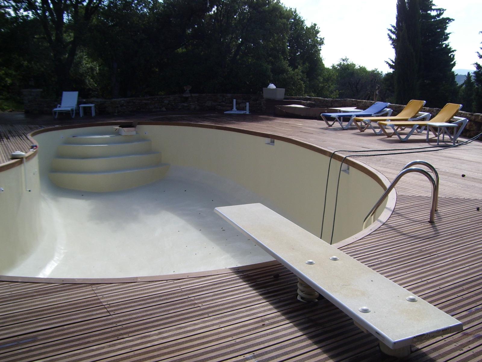 Terrasse piscine en IPE