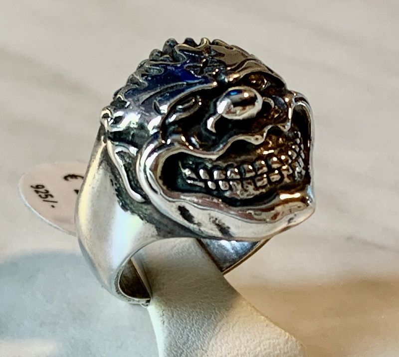 Juwelier Danowski – Ring mit Dämon