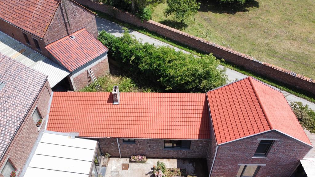 Toiture neuve vue du ciel