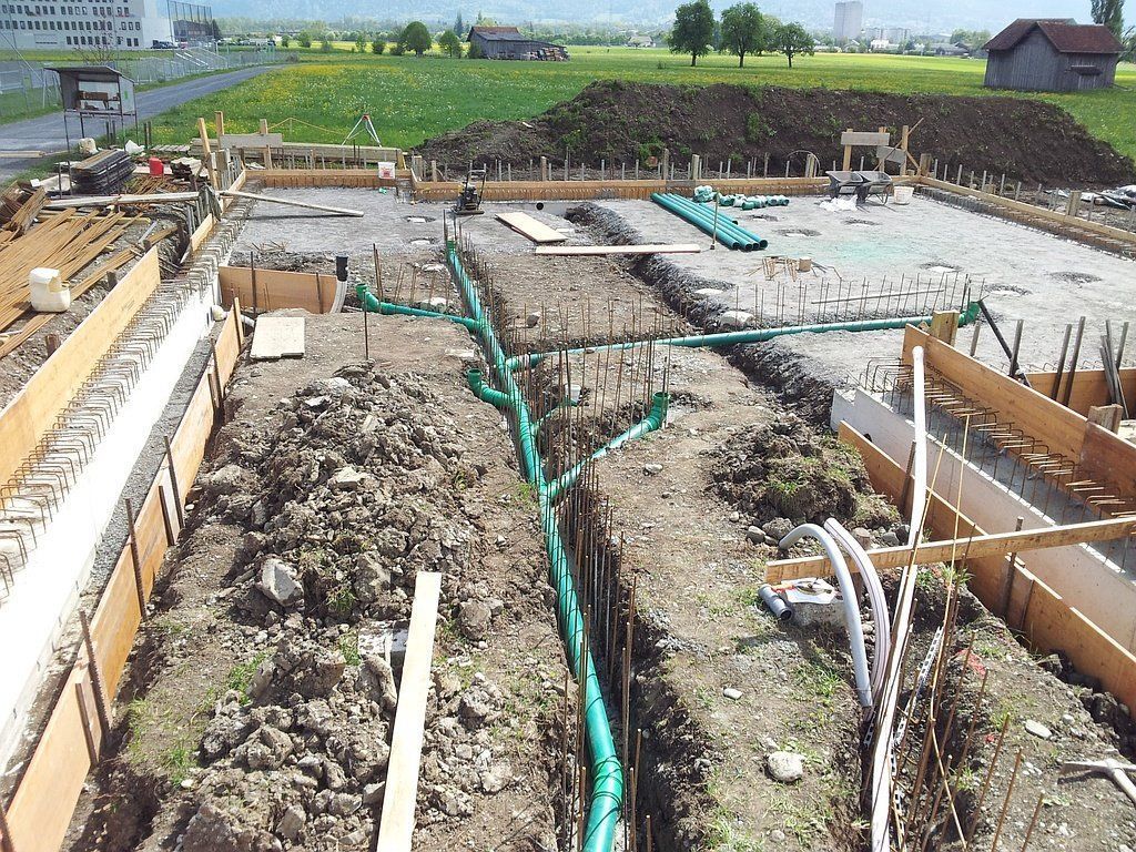 Kanalisation verlegen - GLB Bau Gams