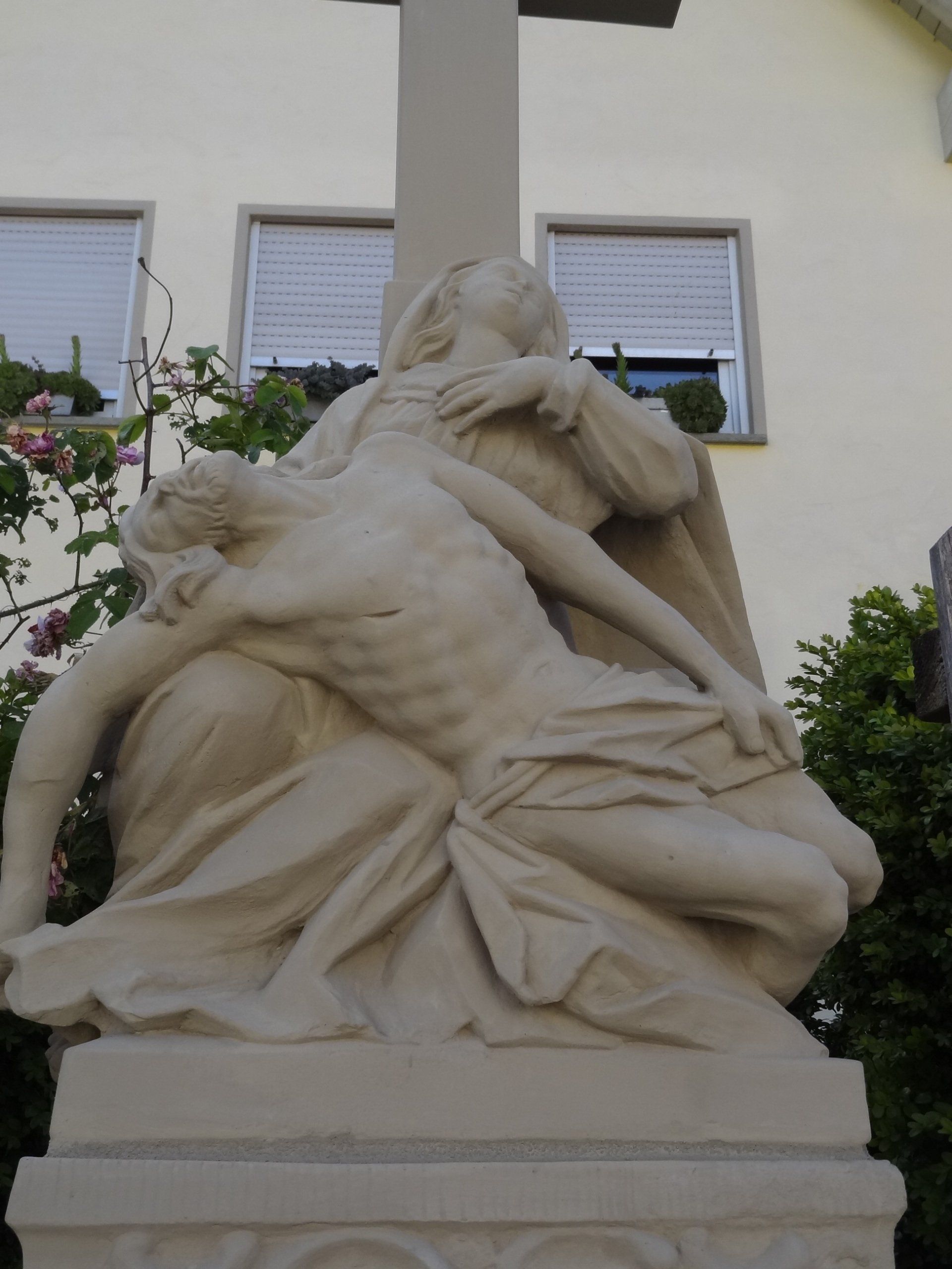 Steinskulptur von Manuel Katzenberger